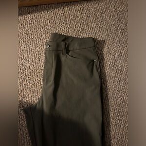 Lululemon ABC Relaxed-Fit 5 Pocket Pant 32"L 34”W